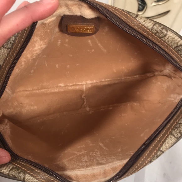 Vintage Gucci Cosmetic Designer Bag! Authentic! - Picture 7 of 8